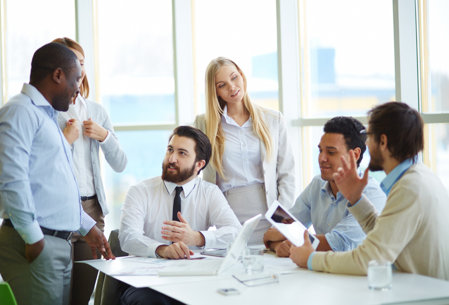 Collega's bespreken over hun Verzekering